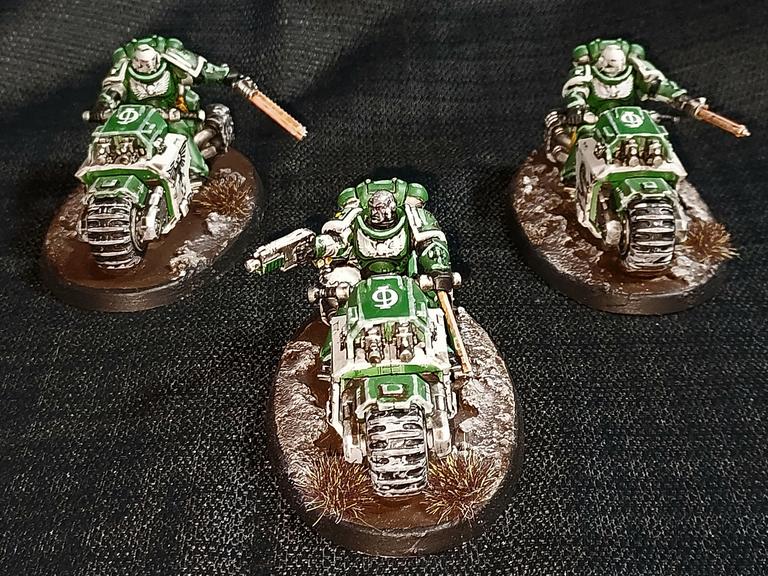 Warhammer 40k Primaris Outriders